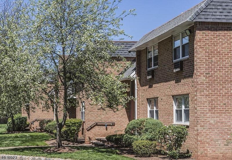 1st image of 807 EVES DR 2M #2M
