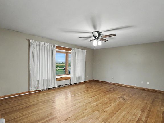 4th image of 1792 Tiffin Rd