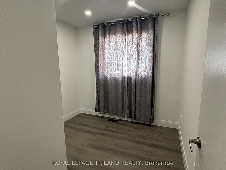 136 River Run Ter — Photo 9