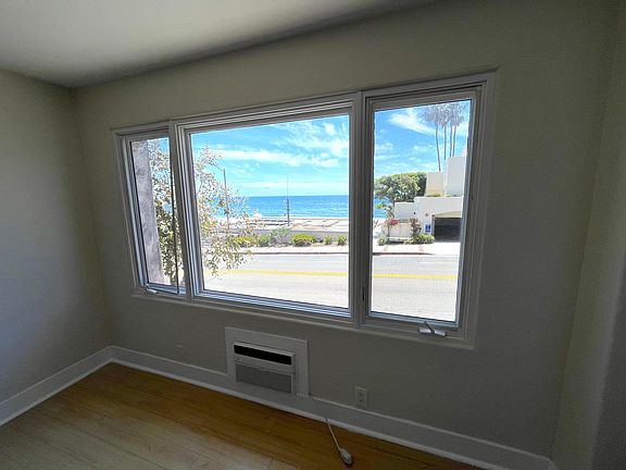 3rd image of 212 N Coast Hwy #5