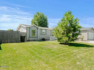 6108 Crestfields Rd, Yakima, WA 98903