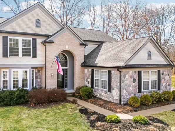 6243 Eagle Trace Ct, Ypsilanti, MI 48197