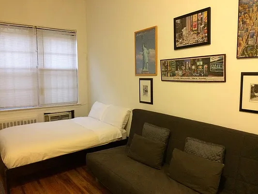 Rented by Manhattan Flats | media 18