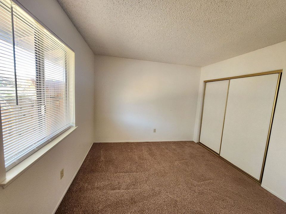 1st image of 73566 Buena Vista Dr #B