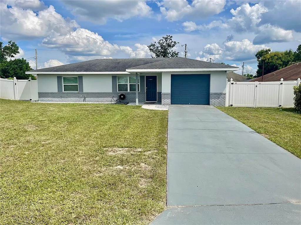 2 bed, 2.0 bath, 990 sqft, $1,800 — Photo 1