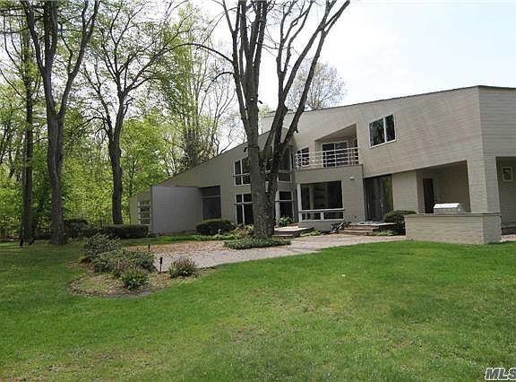 3rd image of 10 Wenwood Dr