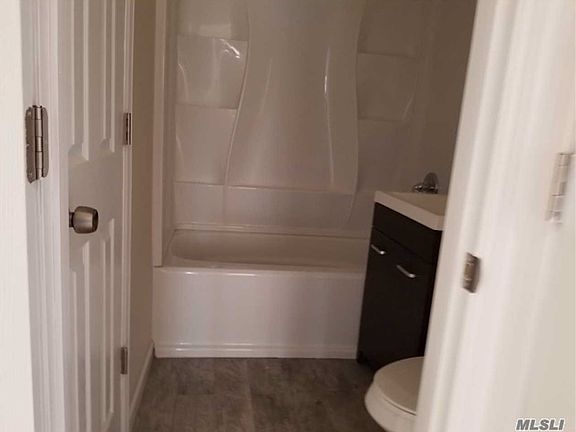 4th image of 1235 Washington Ave