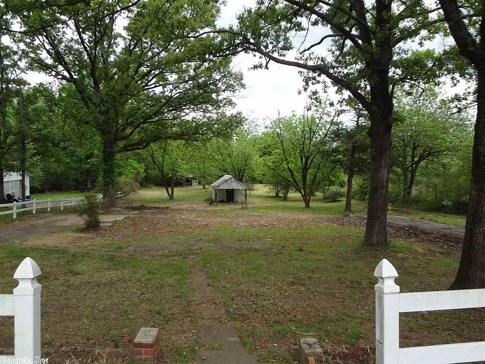 1st image of 16800 La Marche Dr
