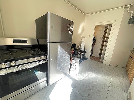 1st image of 1906 Ditmars Blvd #5