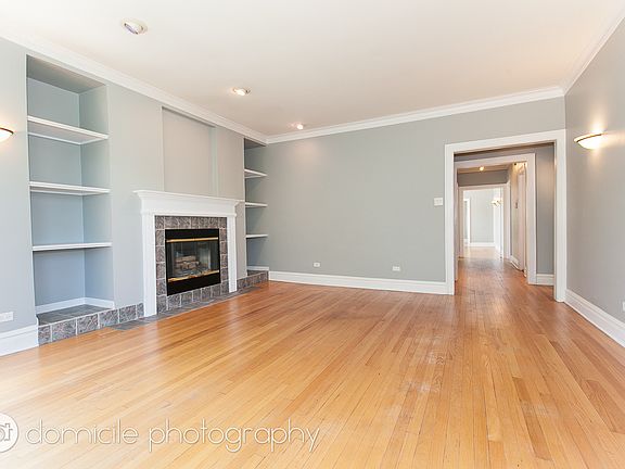 4th image of 1751 W Granville Ave