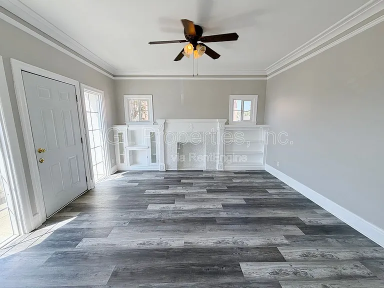 804 N Forest Ave — Photo 3