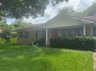 1209 W Jefferson St, Brenham, TX 77833