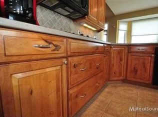 57620 Paul Dr, Washington, MI 48094