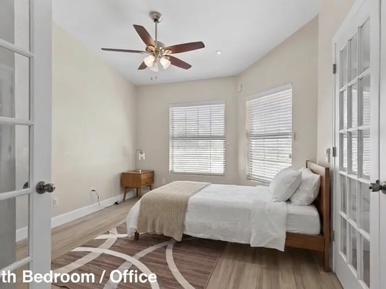 9104 E Sharon Dr — Photo 22