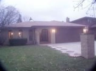 18436 Clyde Ave, Lansing, IL 60438