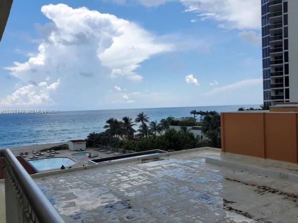 19201 Collins Ave, North Miami Beach, FL