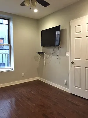 Rented by Reliance Realty Partners LLC  | media 18