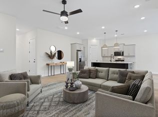 105 Live Oak Cv, Oakland, TN 38060