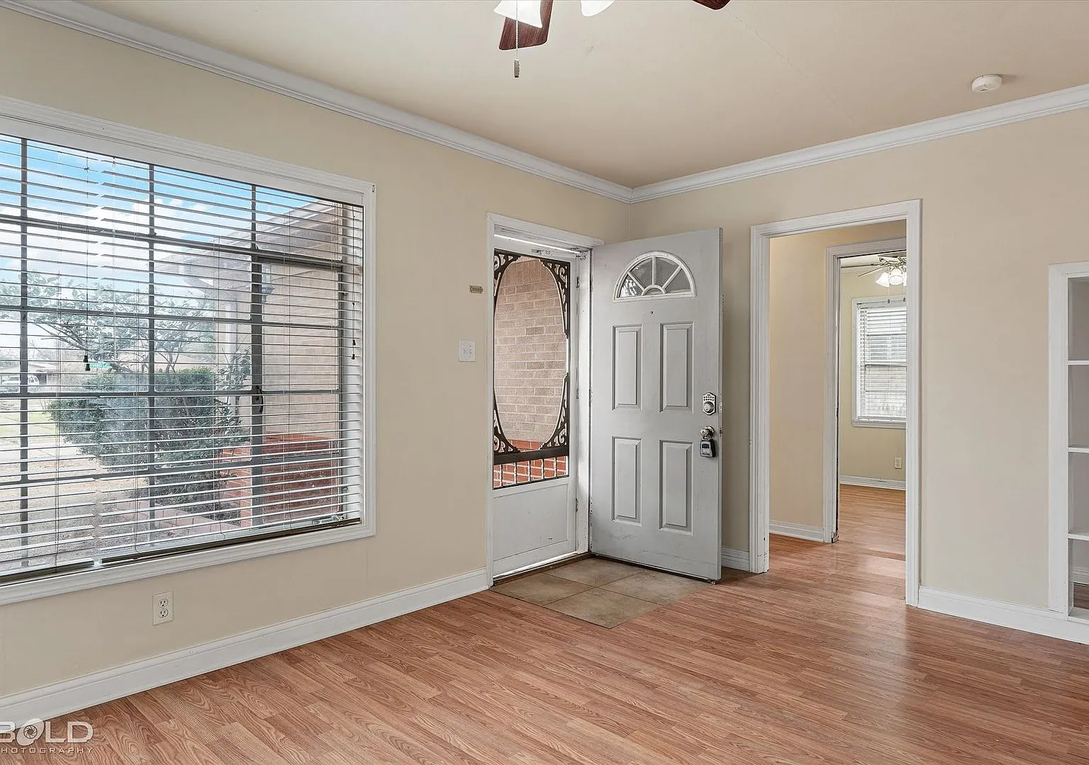 Anderson Island - 3BD/1BA - Showings to begin July 20th — Photo 3