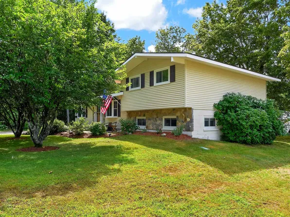 95 Crawford Street, Manchester, NH 03109