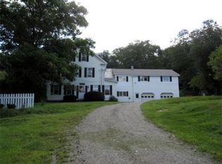 19 Ws Black Rd, Leyden, MA 01337