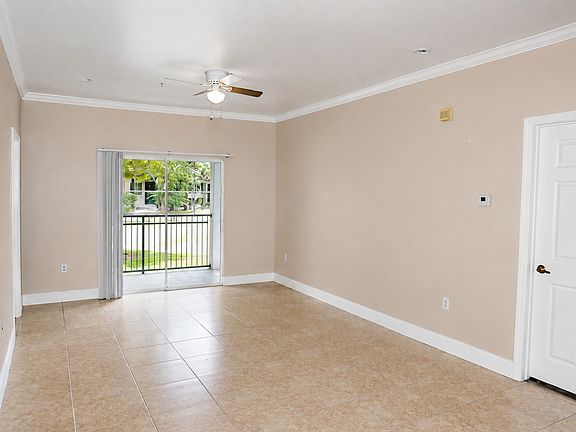 5th image of 3701 Castle Pines Ln APT 3914