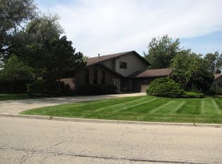 13860 S Lady Bar Ln, Orland Park, IL 60467