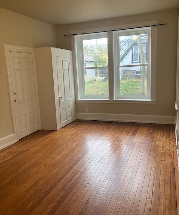 Back Large Bedroom 12X20'