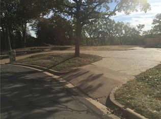 2404 Arbor Oaks Dr, Arlington, TX 76006