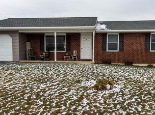 5 Meadow Dr #L-0475, Newmanstown, PA 17073