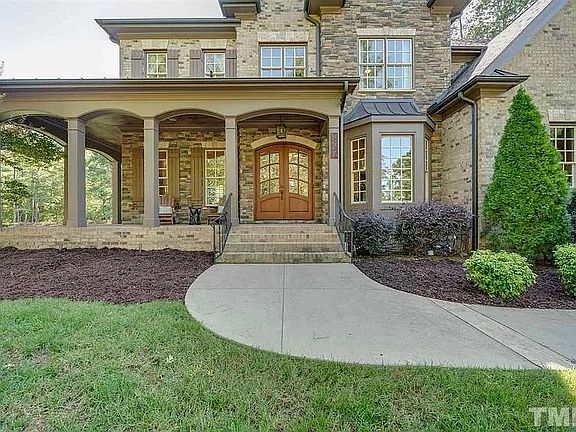 4th image of 227 Keeneland Ct