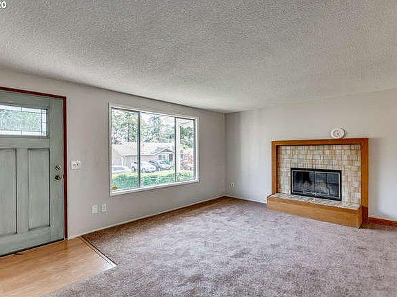 5th image of 6615 SE Madrona Dr