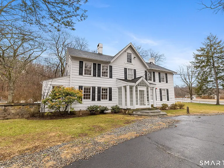 523 Danbury Rd #C — Photo 2