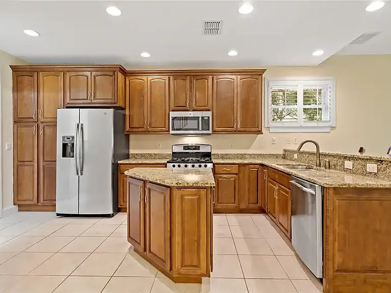 Kitchen 2