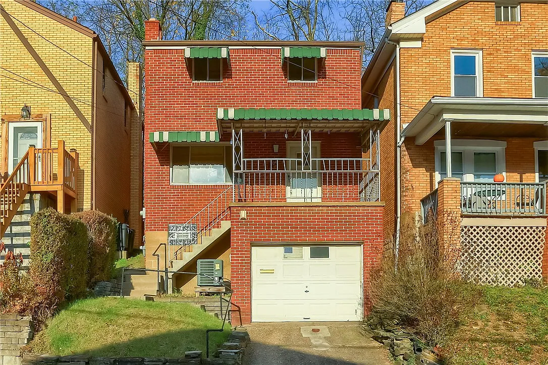 3043 1/2 Brentwood Ave photo 1