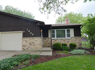 1865 Monday Dr, Elgin, IL 60123