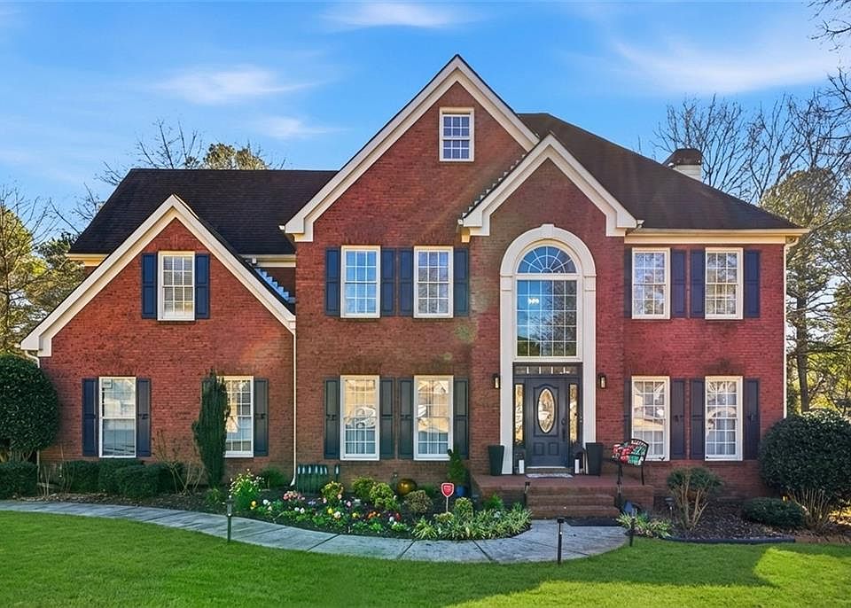 1st image of 940 Capella Creek Way