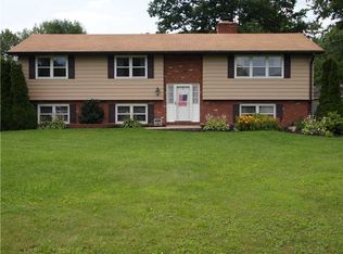 3051 Hershey Rd, Erie, PA 16506