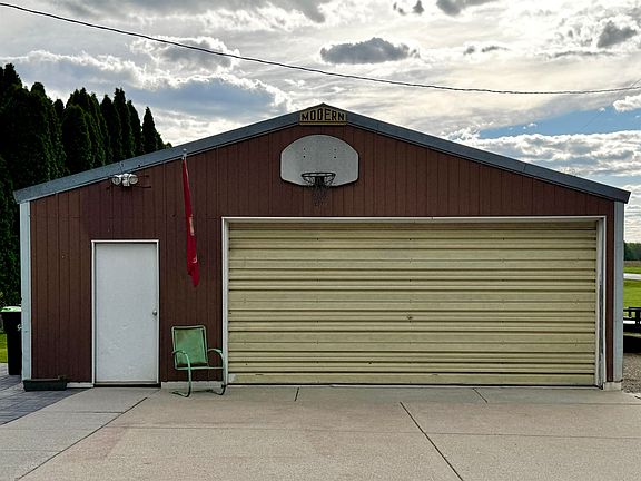 4th image of 4103 Fairview Rd