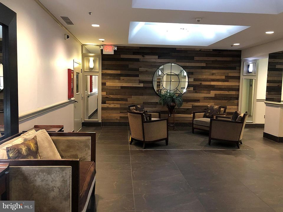 2nd image of 315 New St APT 511