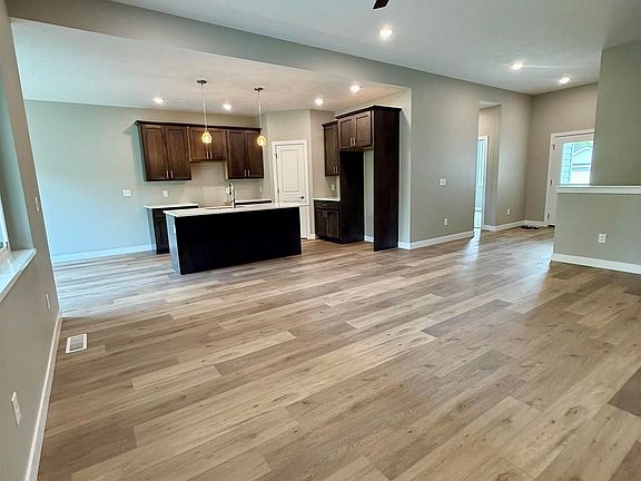 3rd image of 3420 Lafayette Ct