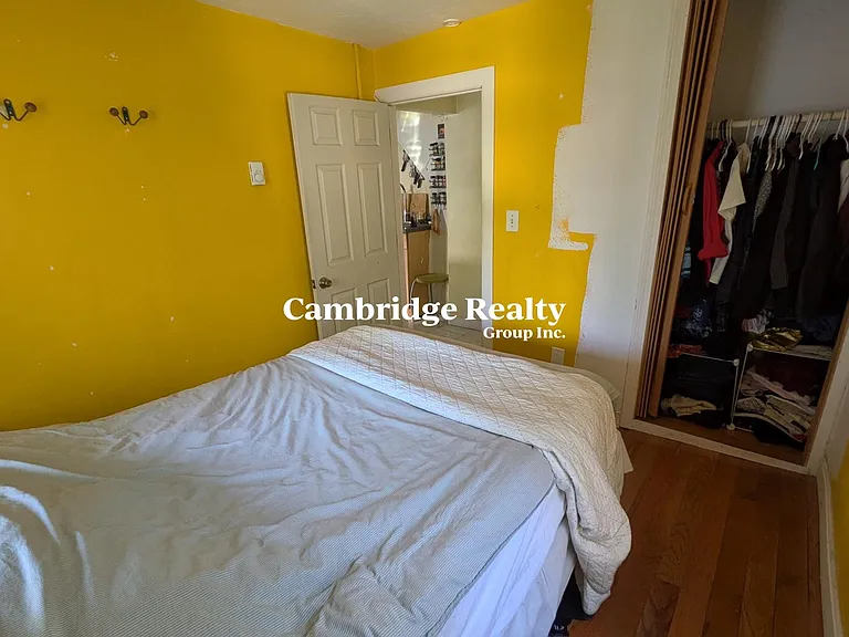 40 Bristol St #2T — Photo 6