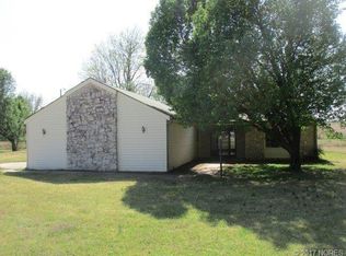 7181 Country Hollow Rd, Holdenville, OK 74848