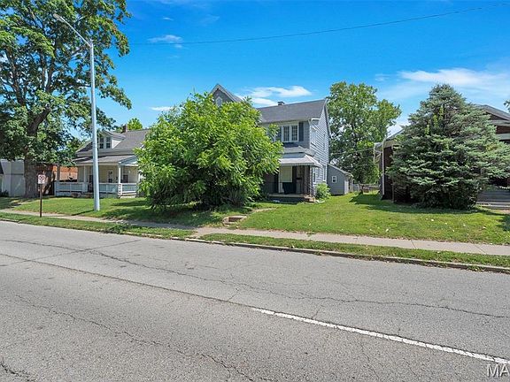 2nd image of 7513 W Main St