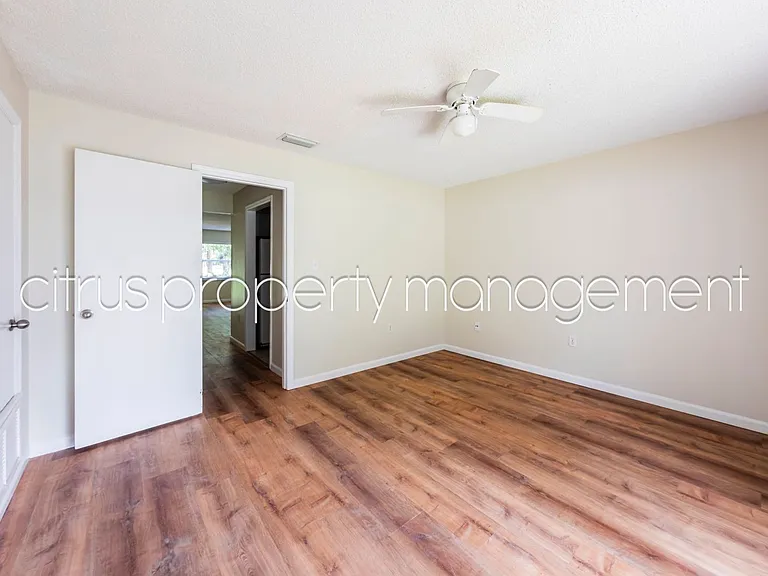 3106 Fairway Ln — Photo 8