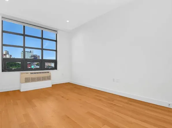 65 North 6th Street image 4 of 8