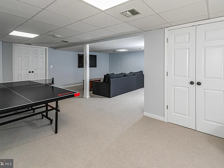 3 Maidstone Ct — Photo 30