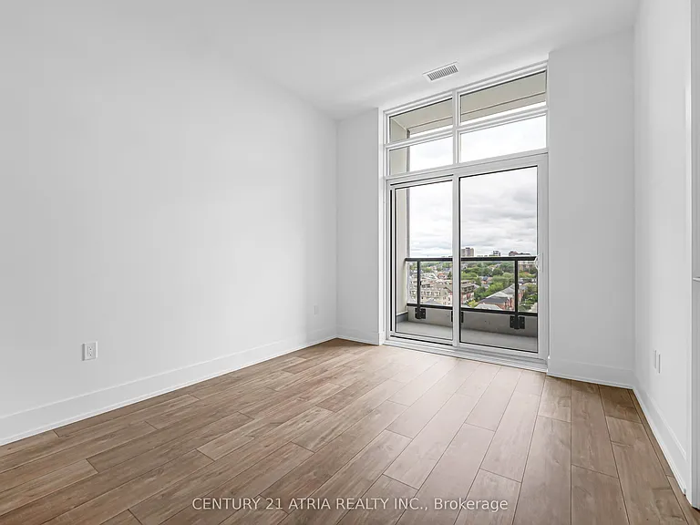 858 Dupont St #Penthouse 19 — Photo 18
