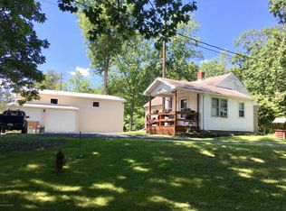 26 Lower Lakeview Dr, East Stroudsburg, PA 18302