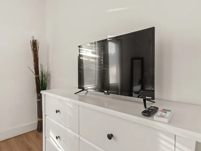 102 S Lockwood Dr #4 — Photo 10